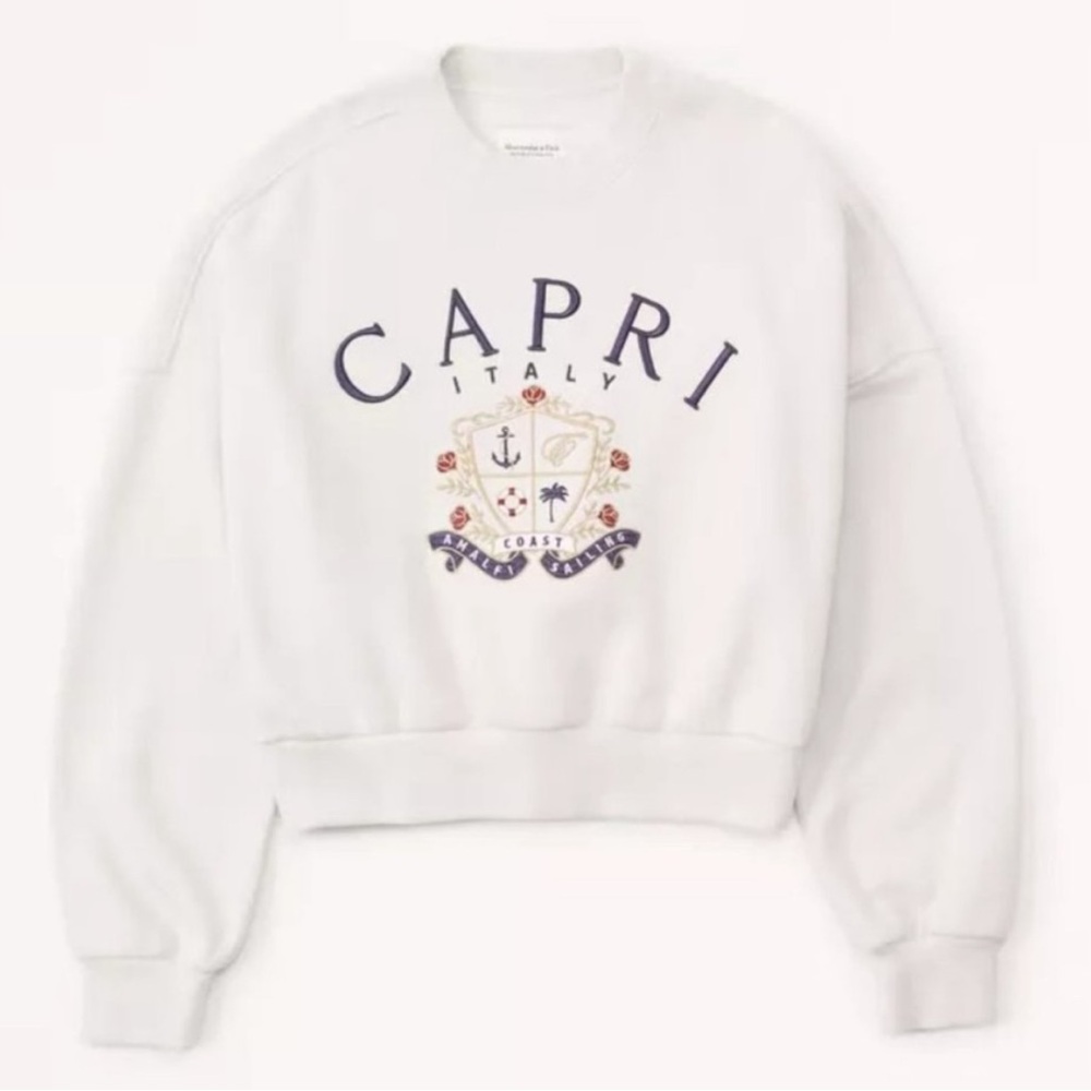 A&F Cream Capri Italy Amalfi Coast Sunday Crew
